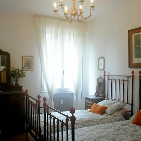 Charming Flat With Terrace Over The Canal Apartment Venice Exterior photo